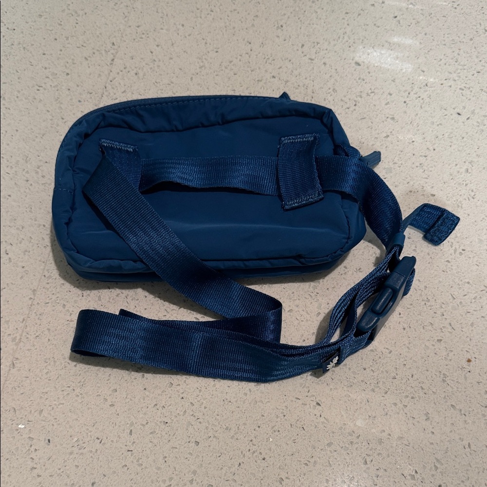 Athleta Deep Blue Belt Bag - Picture 2 of 5